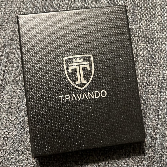 Travando Bifold with Money Clip Wallet - black on black - Picture 2 of 7
